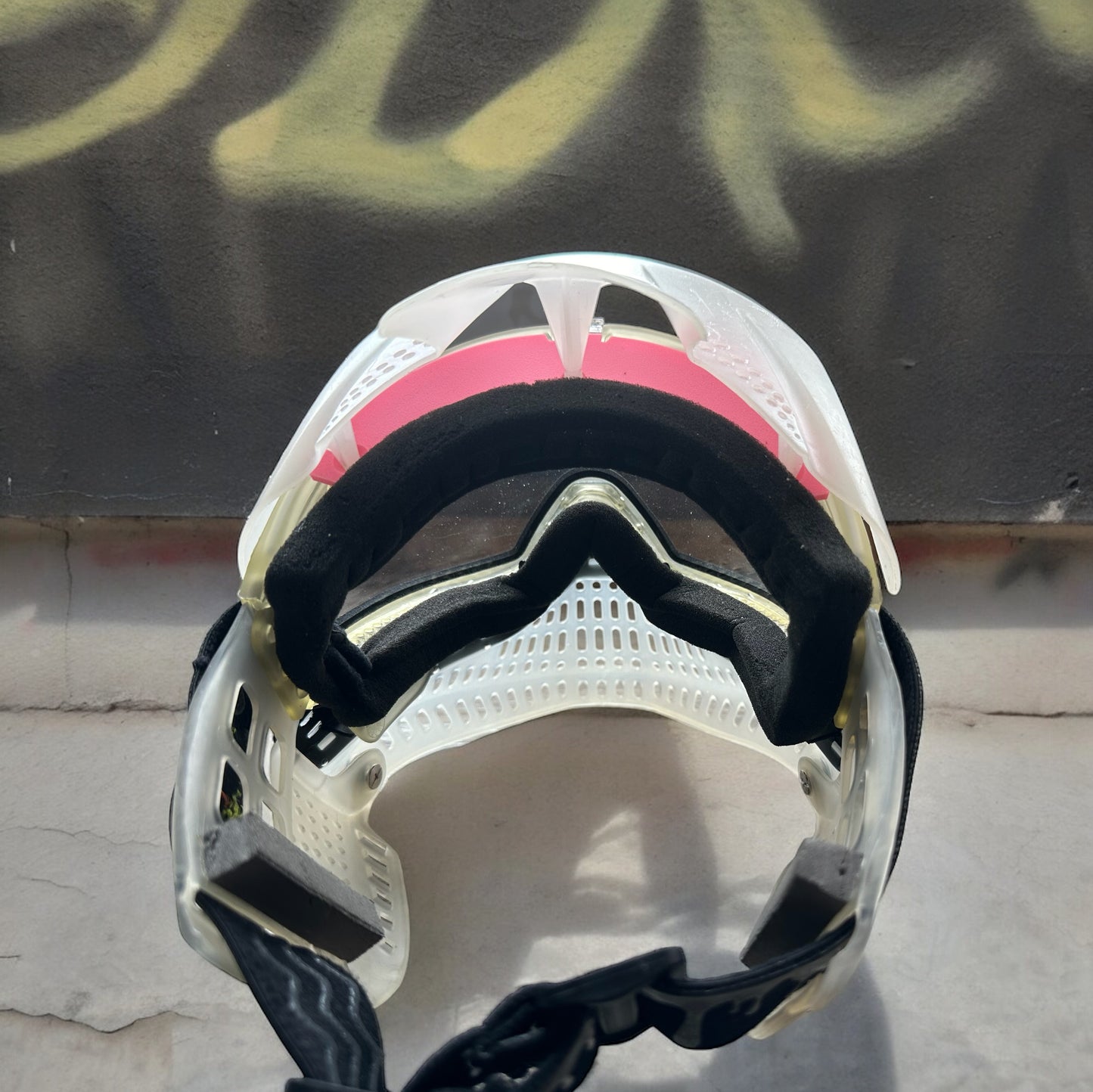 E.T.'s Visor Compatible Lid